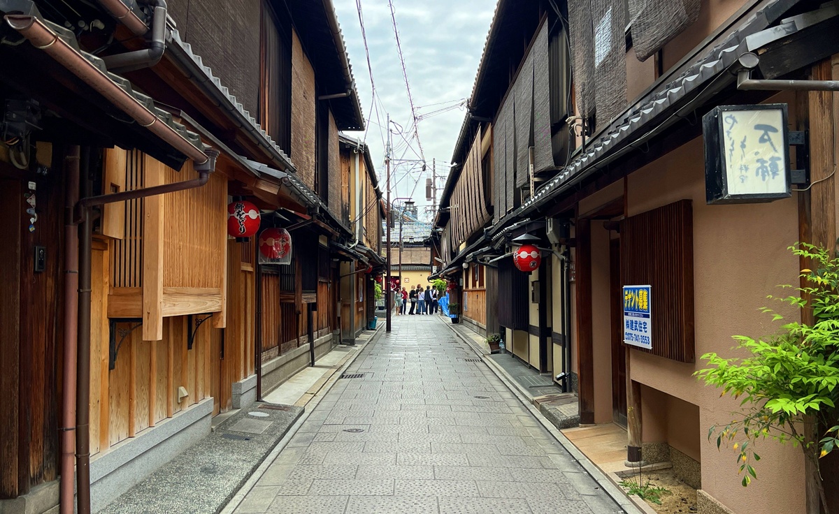 茶的沉默劇場,練習與空氣對話!京都祇園宇治製茶老舖與藝術茶屋 北川半兵衛的五茶の会席 @。CJ夫人。 茶的沉默劇場,練習與空氣對話!京都祇園宇治製茶老舖與藝術茶屋 北川半兵衛的五茶の会席 @。CJ夫人。