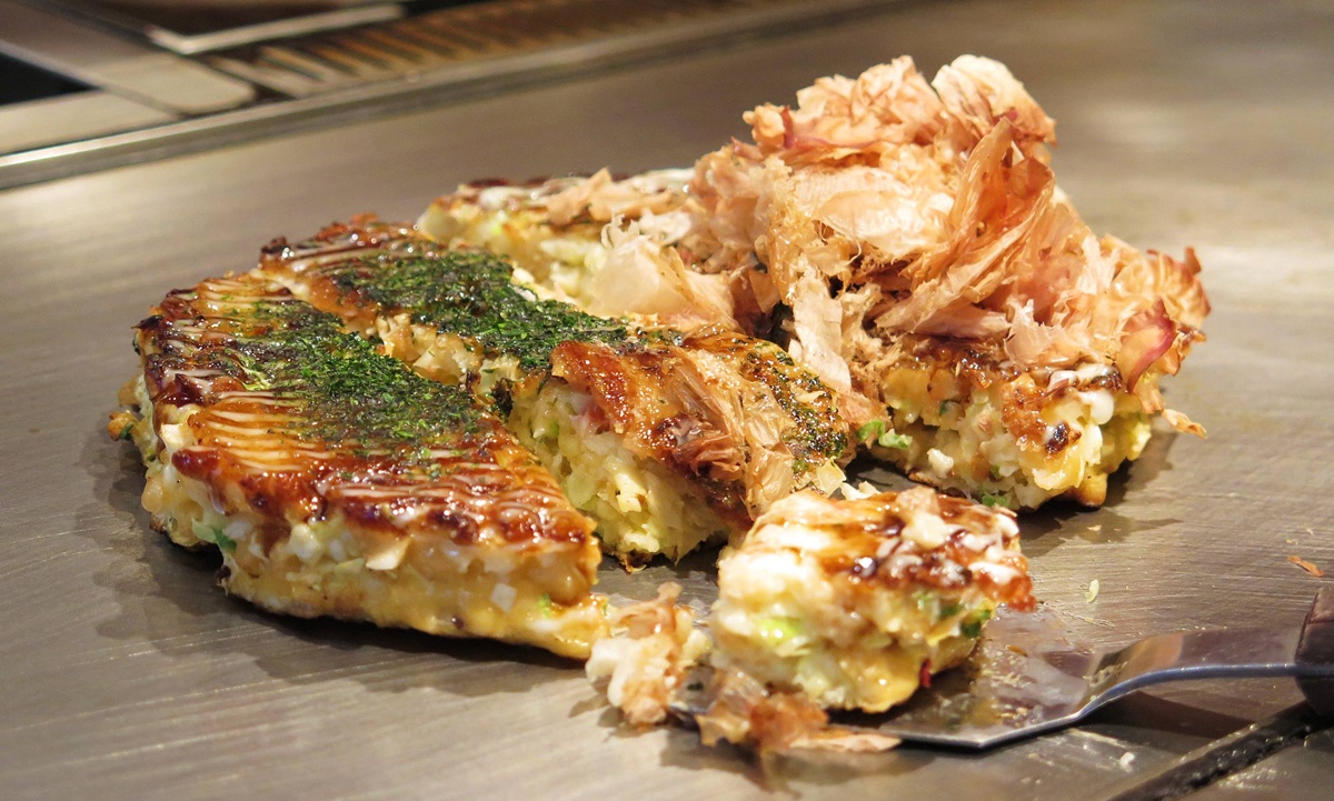 大阪人完勝!道頓堀街頭煙火氣與庶民日常美食:大阪燒、章魚燒、串炸。其實,道頓堀真的有一種魔力。 @。CJ夫人。 大阪人完勝!道頓堀街頭煙火氣與庶民日常美食:大阪燒、章魚燒、串炸。其實,道頓堀真的有一種魔力。 @。CJ夫人。