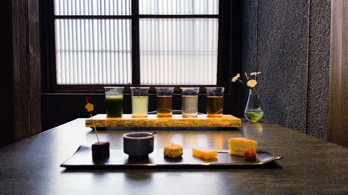 茶的沉默劇場,練習與空氣對話!京都祇園宇治製茶老舖與藝術茶屋 北川半兵衛的五茶の会席 @。CJ夫人。 茶的沉默劇場,練習與空氣對話!京都祇園宇治製茶老舖與藝術茶屋 北川半兵衛的五茶の会席 @。CJ夫人。