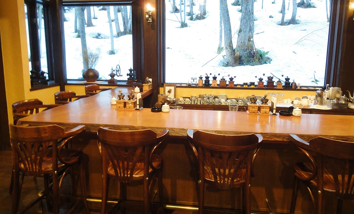 深冬雪林的慢旅詩篇!跟著森林系文青探訪日劇男主角經營的老派磨豆咖啡廳|北海道富良野 森林精靈露臺與森の時計 @。CJ夫人。 深冬雪林的慢旅詩篇!跟著森林系文青探訪日劇男主角經營的老派磨豆咖啡廳|北海道富良野 森林精靈露臺與森の時計 @。CJ夫人。