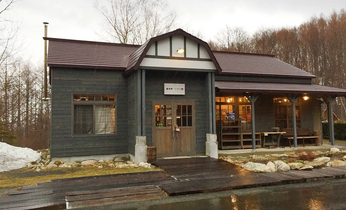 深冬雪林的慢旅詩篇!跟著森林系文青探訪日劇男主角經營的老派磨豆咖啡廳|北海道富良野 森林精靈露臺與森の時計 @。CJ夫人。 深冬雪林的慢旅詩篇!跟著森林系文青探訪日劇男主角經營的老派磨豆咖啡廳|北海道富良野 森林精靈露臺與森の時計 @。CJ夫人。