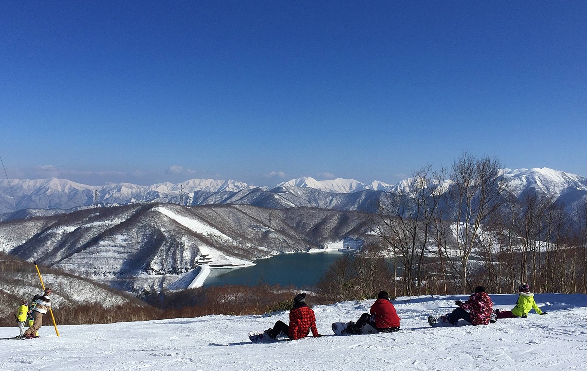選擇 Snowboard 單板滑雪的 10 個理由！單板滑雪是一種屬於大人與女生都久違的自由與快樂 @。CJ夫人。