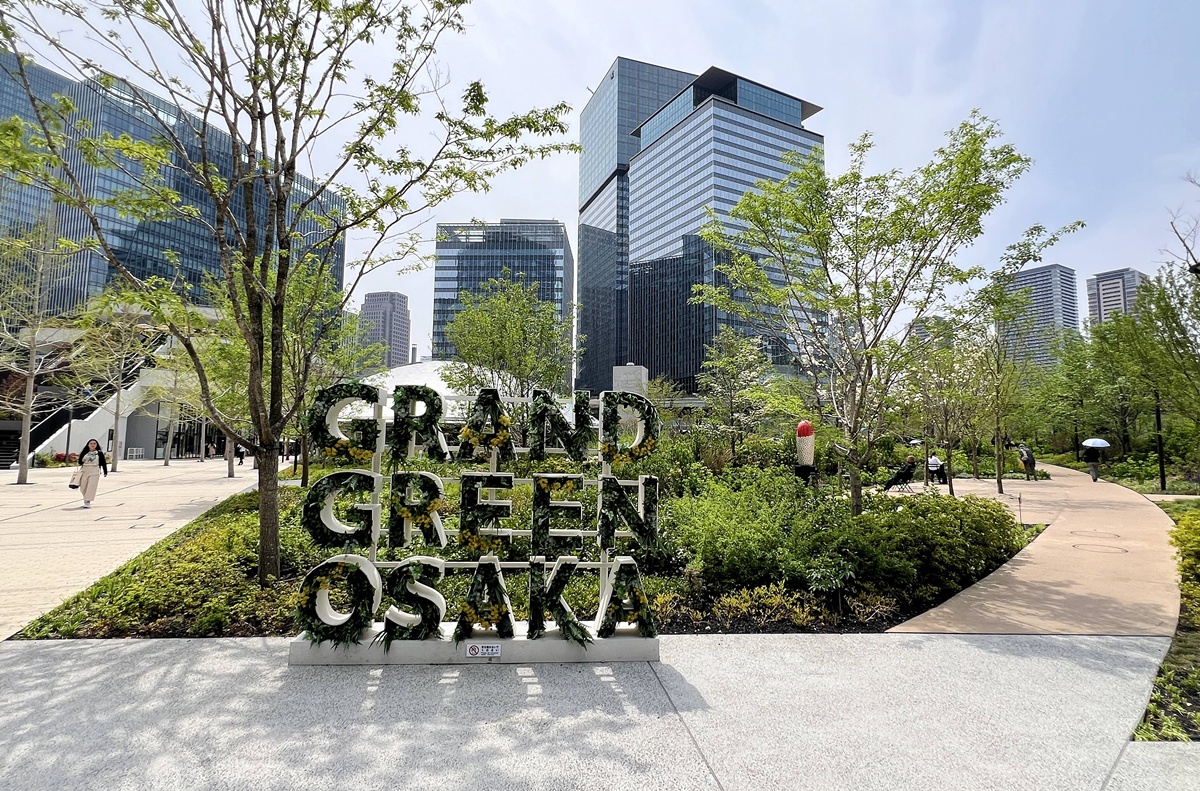 大阪自由行別錯過的北大阪！從梅田出發的美學地圖，極簡露臺廣場 &times; 藝術百貨商場 &times; 綠化公園，每個轉角都能冒出新的購物靈感！ @。CJ夫人。