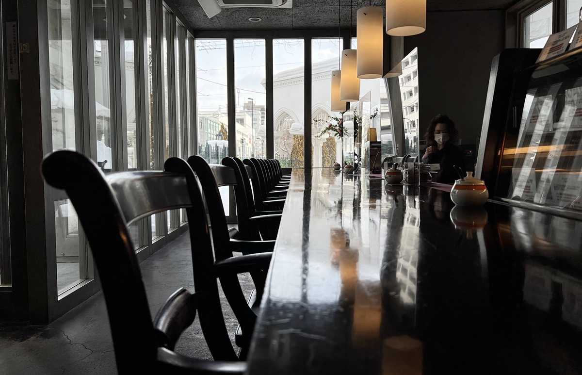 一杯炭燒咖啡的重量！一個被時間放慢思緒的咖啡場所｜北海道昭和懷舊咖啡館 宮越屋珈琲（札幌円山坂下本店／Miyakoshiya Coffee） @。CJ夫人。