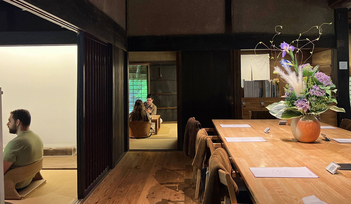 嵐山清晨的鄉土感：木窗、榻榻米與麵包香！古民家裡的東京式烘焙 X 歐式輕食晨光｜京都嵐山 Bread, Espresso & 嵐山庭園 @。CJ夫人。