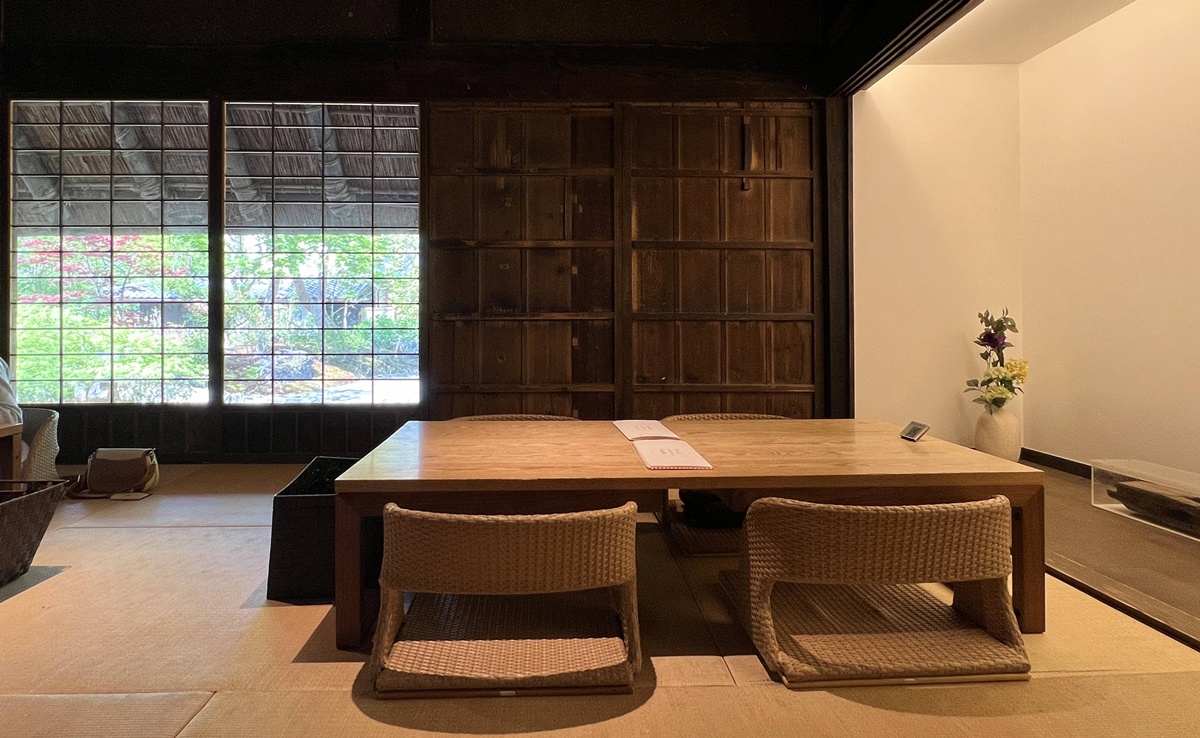 嵐山清晨的鄉土感：木窗、榻榻米與麵包香！古民家裡的東京式烘焙 X 歐式輕食晨光｜京都嵐山 Bread, Espresso & 嵐山庭園 @。CJ夫人。