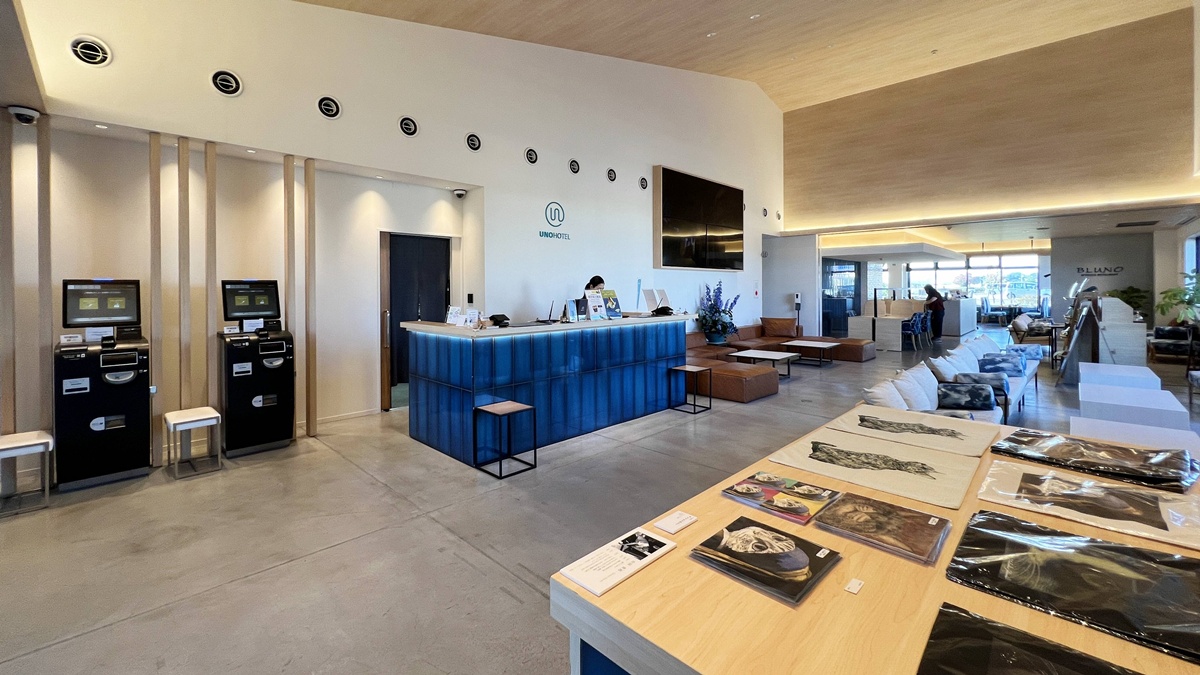 本來是為了瀨戶內海跳島而來,卻在港口停下來的一間旅宿|岡山宇野港文青風格飯店 UNO HOTEL @。CJ夫人。 本來是為了瀨戶內海跳島而來,卻在港口停下來的一間旅宿|岡山宇野港文青風格飯店 UNO HOTEL @。CJ夫人。