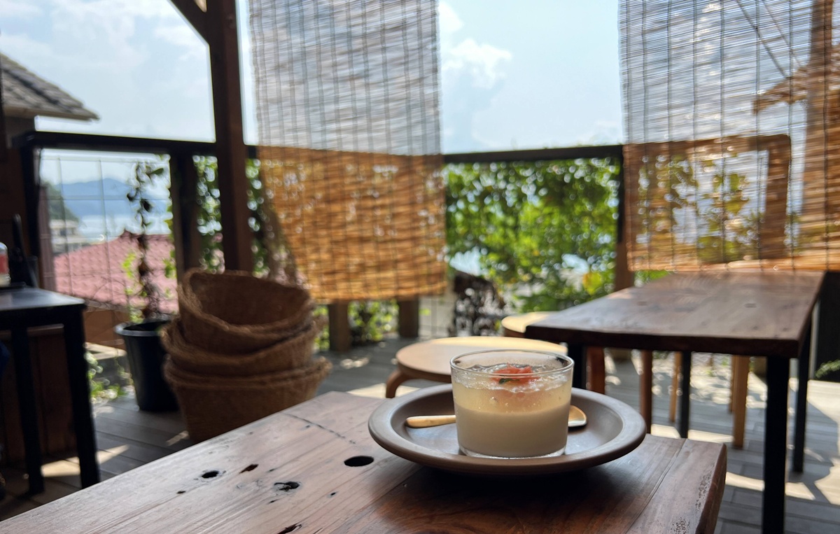 在瀨戶內海，不是每一座島都需要被填滿，有些島是用來做夢的、迷路的、與貓一起散步的｜日本香川高松自助旅行 男木島山城一日散策 @。CJ夫人。