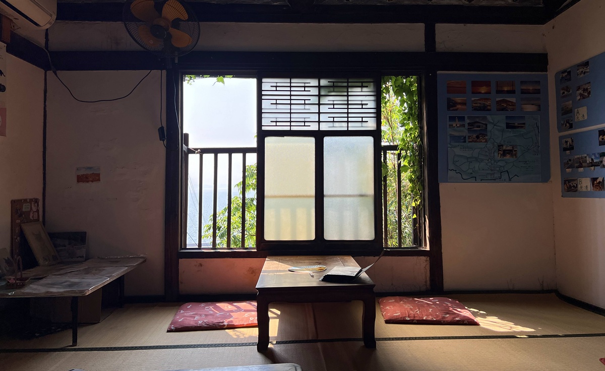 在瀨戶內海，不是每一座島都需要被填滿，有些島是用來做夢的、迷路的、與貓一起散步的｜日本香川高松自助旅行 男木島山城一日散策 @。CJ夫人。