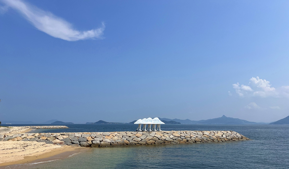 在瀨戶內海，不是每一座島都需要被填滿，有些島是用來做夢的、迷路的、與貓一起散步的｜日本香川高松自助旅行 男木島山城一日散策 @。CJ夫人。