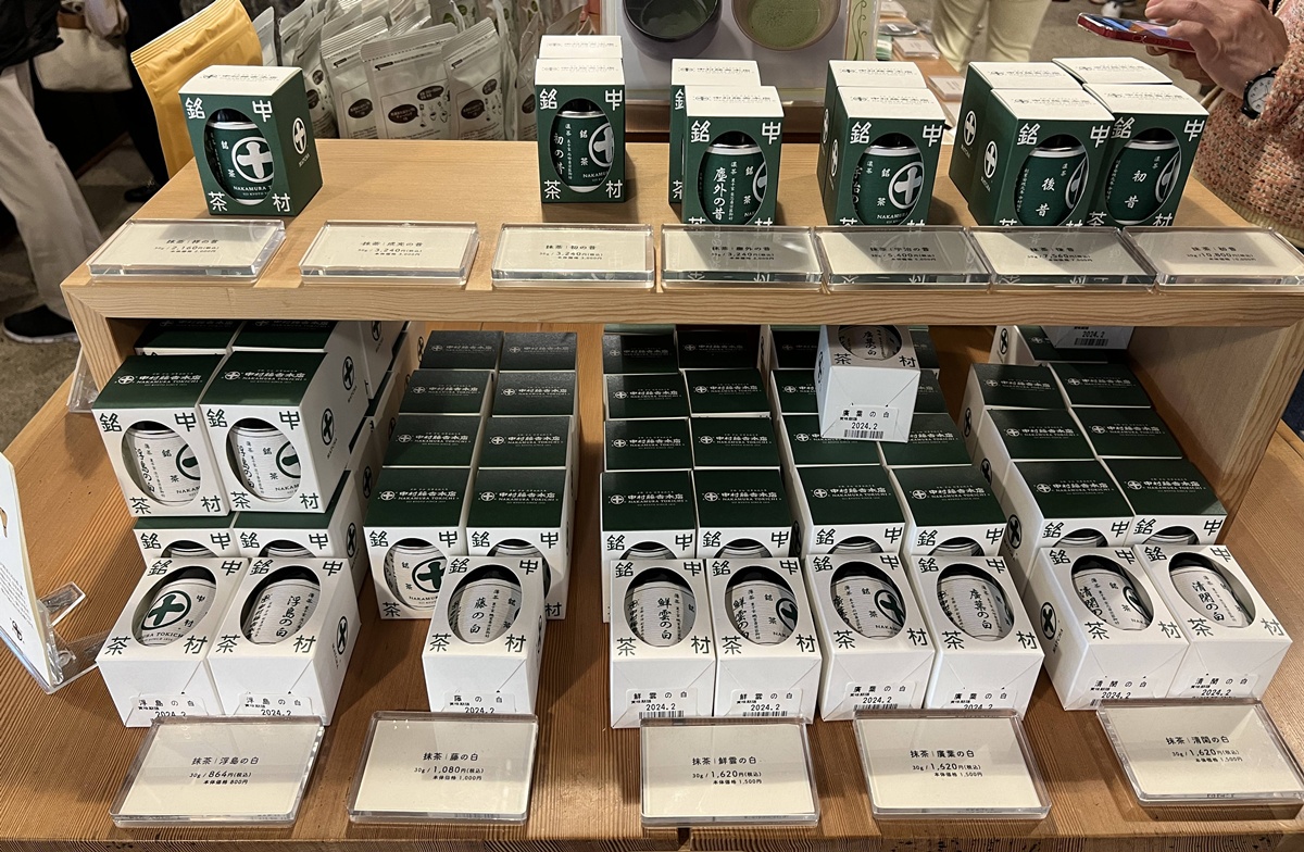 前進宇治抹茶中心地。尋一壺中村藤吉的抹茶與抹茶聖代，其實就像一個完整的日本抹茶圖鑑｜京都宇治中村藤吉本店 @。CJ夫人。