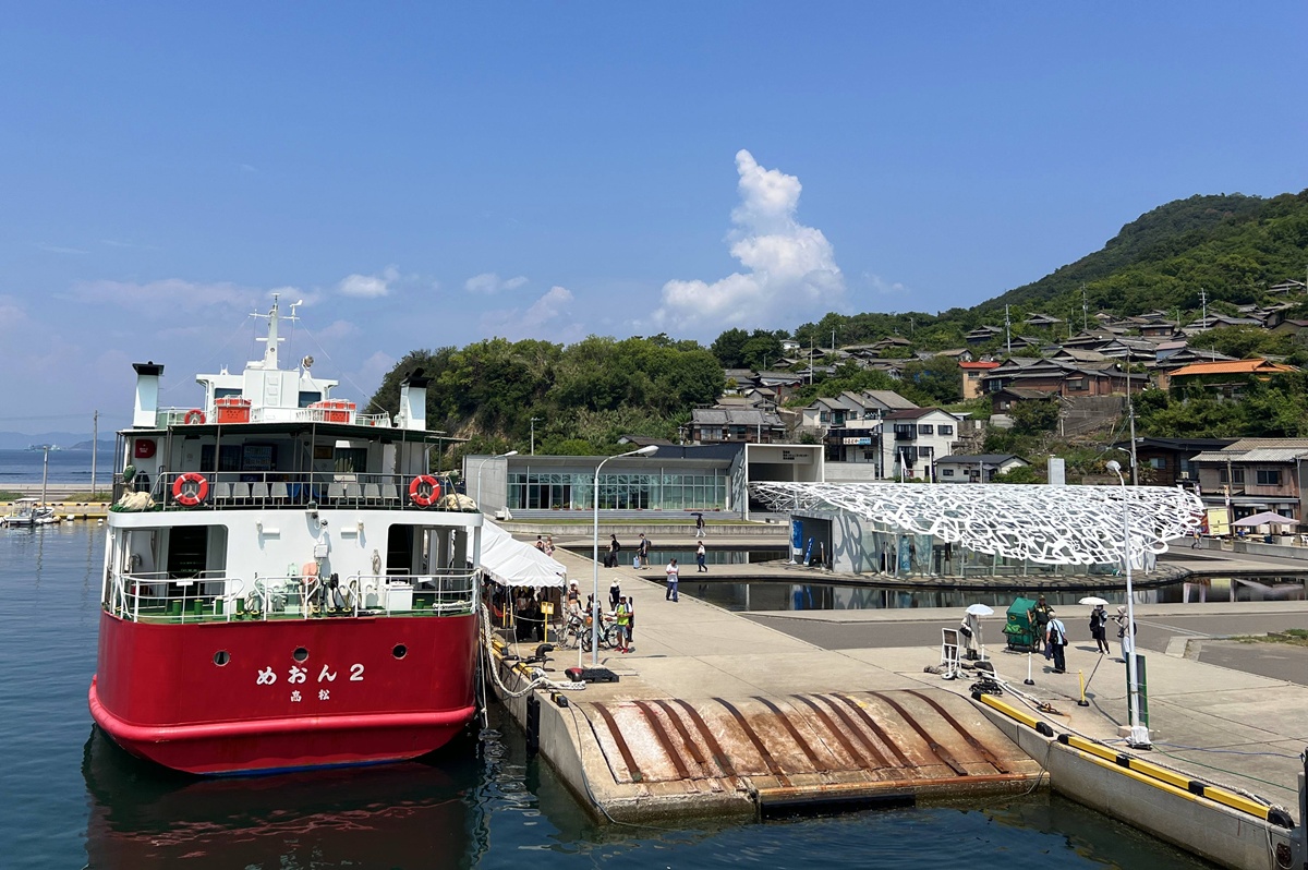 在瀨戶內海，不是每一座島都需要被填滿，有些島是用來做夢的、迷路的、與貓一起散步的｜日本香川高松自助旅行 男木島山城一日散策 @。CJ夫人。