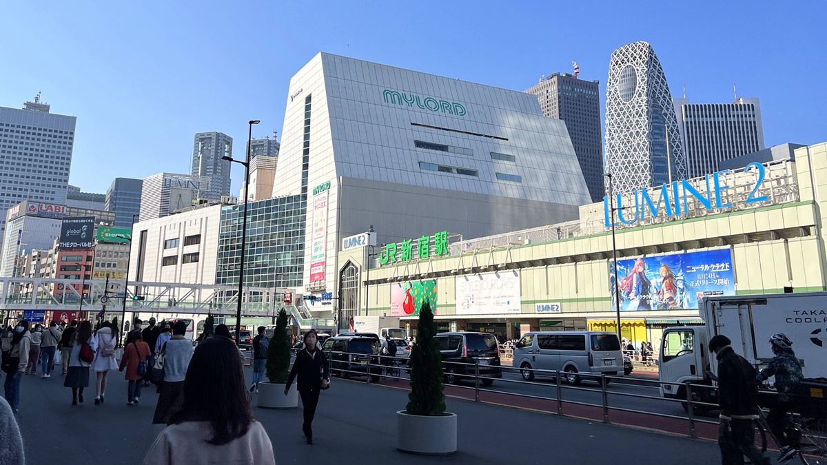 總有制霸新宿車站的一天！東京自由行交通轉乘最容易迷路與轉乘迷失的新宿車站實用整理，想順利找到出口與地標快收藏起來！ @。CJ夫人。