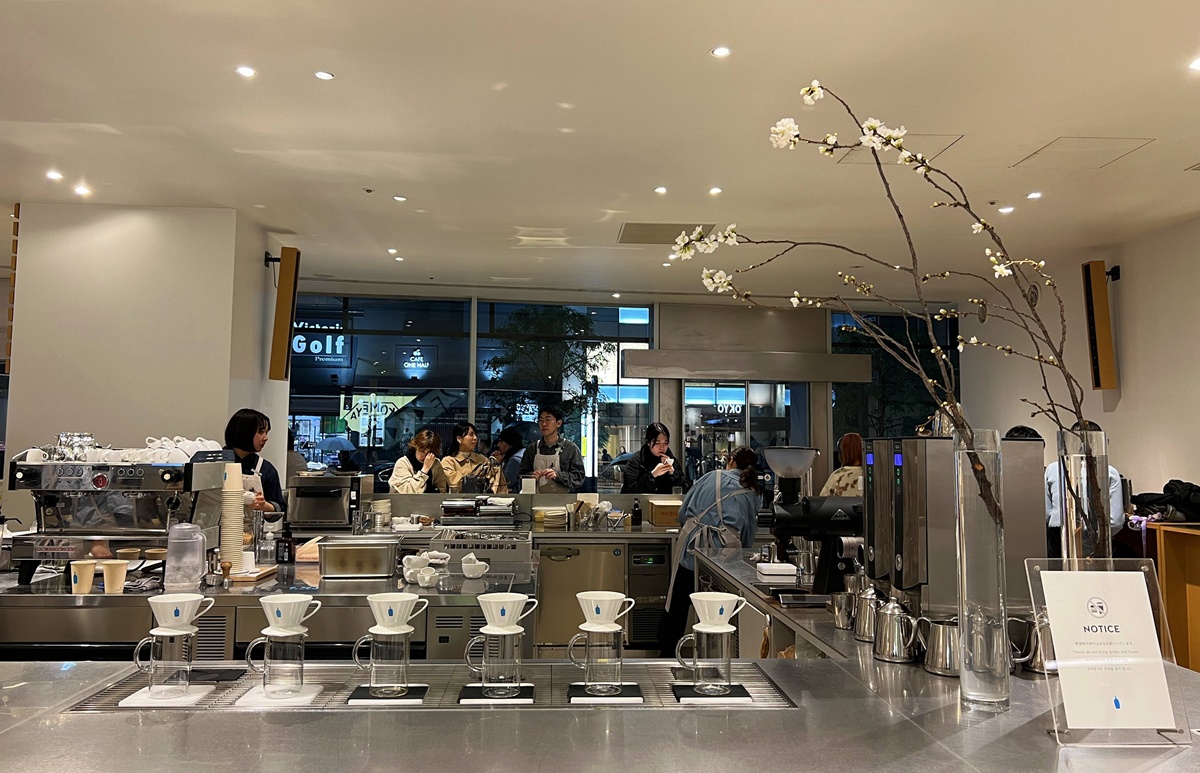 總有制霸新宿車站的一天！東京自由行交通轉乘最容易迷路與轉乘迷失的新宿車站實用整理，想順利找到出口與地標快收藏起來！ @。CJ夫人。