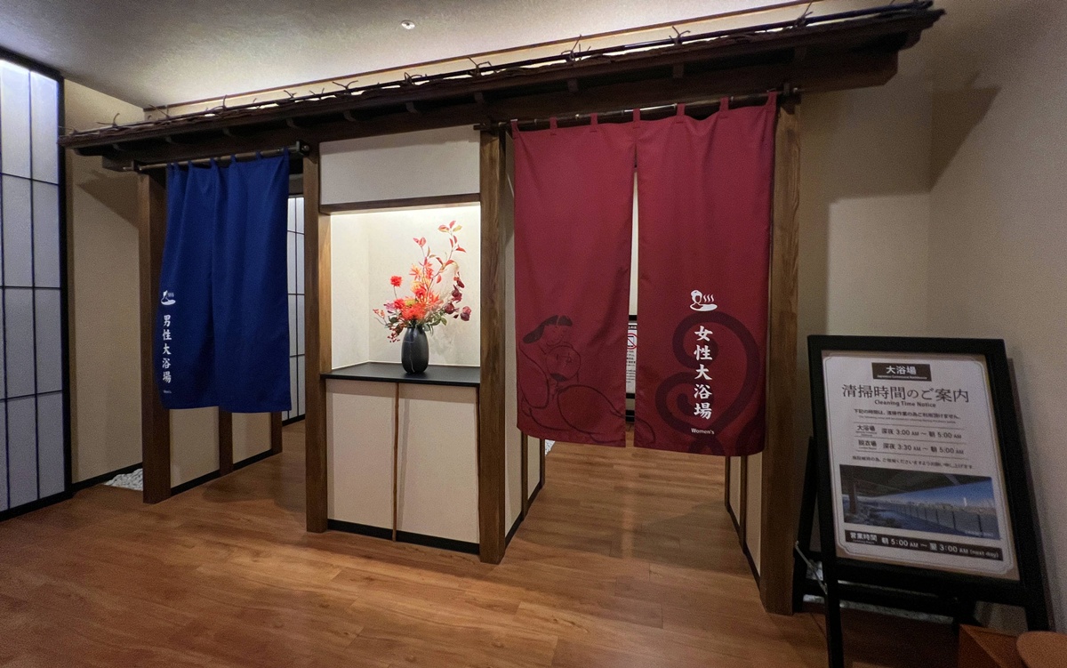 東京半日逃離!在豐洲千客萬來泡無邊際海景溫泉、足湯露臺與自助式海鮮丼吃到飽|東京日歸溫泉推薦 萬葉俱樂部(可供加價夜間休憩空間) @。CJ夫人。 東京半日逃離!在豐洲千客萬來泡無邊際海景溫泉、足湯露臺與自助式海鮮丼吃到飽|東京日歸溫泉推薦 萬葉俱樂部(可供加價夜間休憩空間) @。CJ夫人。