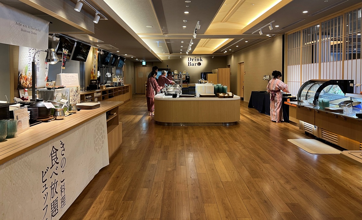 東京半日逃離!在豐洲千客萬來泡無邊際海景溫泉、足湯露臺與自助式海鮮丼吃到飽|東京日歸溫泉推薦 萬葉俱樂部(可供加價夜間休憩空間) @。CJ夫人。 東京半日逃離!在豐洲千客萬來泡無邊際海景溫泉、足湯露臺與自助式海鮮丼吃到飽|東京日歸溫泉推薦 萬葉俱樂部(可供加價夜間休憩空間) @。CJ夫人。