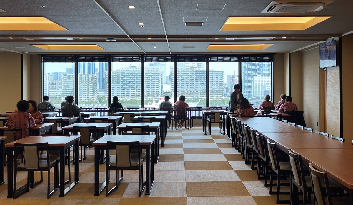 東京半日逃離!在豐洲千客萬來泡無邊際海景溫泉、足湯露臺與自助式海鮮丼吃到飽|東京日歸溫泉推薦 萬葉俱樂部(可供加價夜間休憩空間) @。CJ夫人。 東京半日逃離!在豐洲千客萬來泡無邊際海景溫泉、足湯露臺與自助式海鮮丼吃到飽|東京日歸溫泉推薦 萬葉俱樂部(可供加價夜間休憩空間) @。CJ夫人。