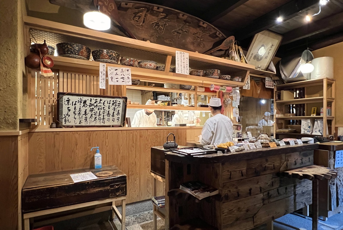 相約花街裡的京町家餐廳！錯開人潮的家庭料理、壽司、豆腐、茶寮、咖啡館與甜品店，感受京都最動人與細膩的待客之道 @。CJ夫人。
