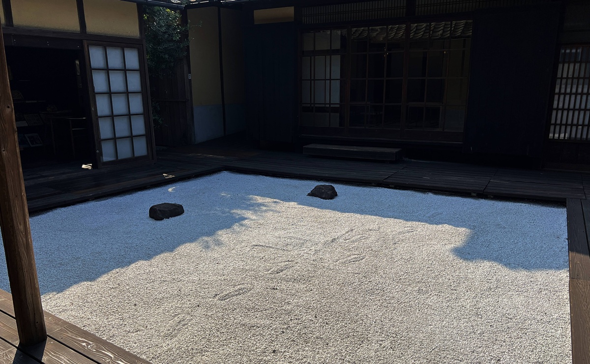 日本瀨戶內最安靜的藝術島！我看見了時間靜止的空之美學｜日本香川高松自助旅行 女木島一日散策 @。CJ夫人。