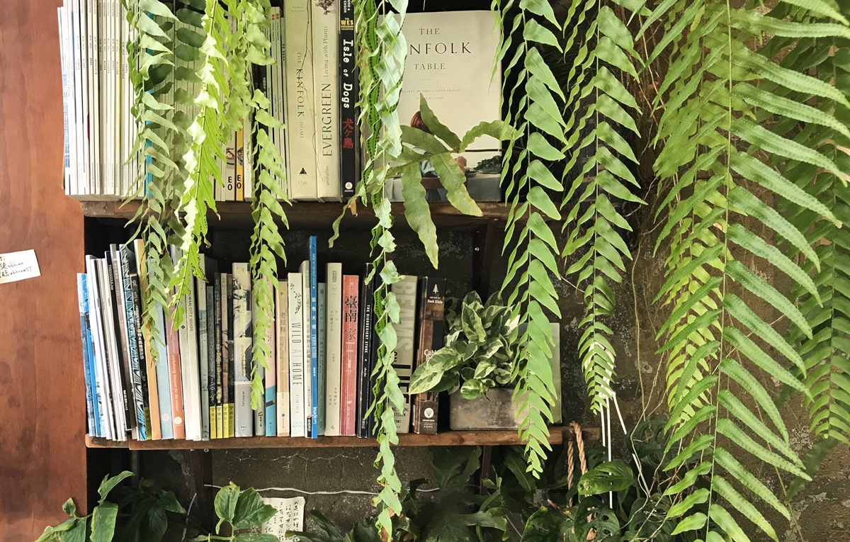 台南書香的游牧式閱讀旅行：5間隱身靜謐街角與巷弄裡的獨立書店、咖啡廳與背包客棧 @。CJ夫人。