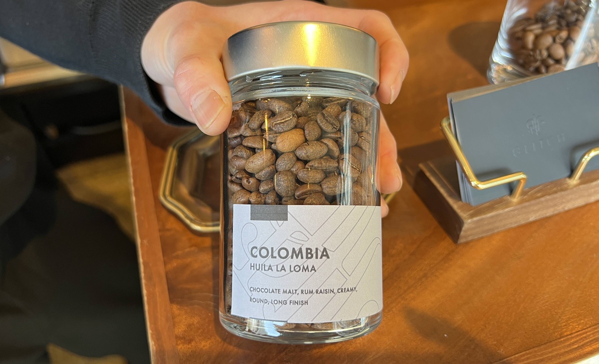 一杯一豆的極簡實驗室！在神保町，喝一杯清澈到有點冒犯的極淺焙咖啡｜東京精品咖啡推薦 GLITCH COFFEE & ROASTERS 東京神保町發跡店 @。CJ夫人。