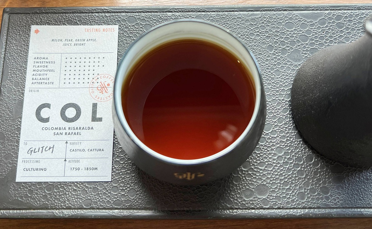 一杯一豆的極簡實驗室！在神保町，喝一杯清澈到有點冒犯的極淺焙咖啡｜東京精品咖啡推薦 GLITCH COFFEE & ROASTERS 東京神保町發跡店 @。CJ夫人。