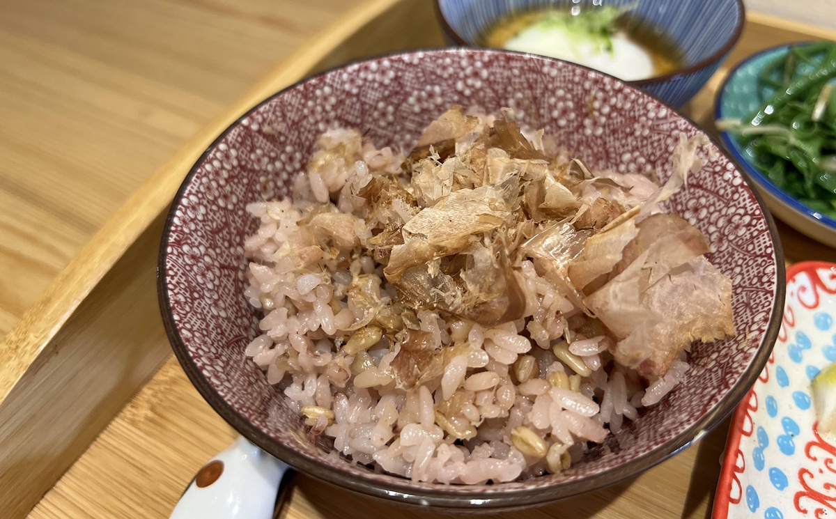 花蓮七星潭的鹽烤鬼頭刀日常,把花蓮山珍海味吃進一碗飯|花蓮七星潭在地食堂推薦 七星柴魚博物館旁的安口食堂 @。CJ夫人。 花蓮七星潭的鹽烤鬼頭刀日常,把花蓮山珍海味吃進一碗飯|花蓮七星潭在地食堂推薦 七星柴魚博物館旁的安口食堂 @。CJ夫人。