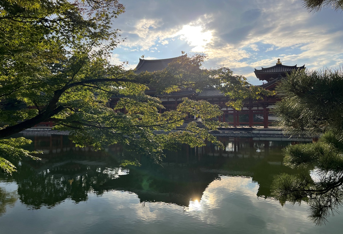 網站近期文章:1000年前,日本人為自己建了一座天堂|日本京都世界遺產 宇治平等院與鳳凰堂的極樂淨土想像 Day trip in Taipei city: A Guide to Explore Wanhua and Bangka Old Street with a Charm Romance Dating @。CJ夫人。