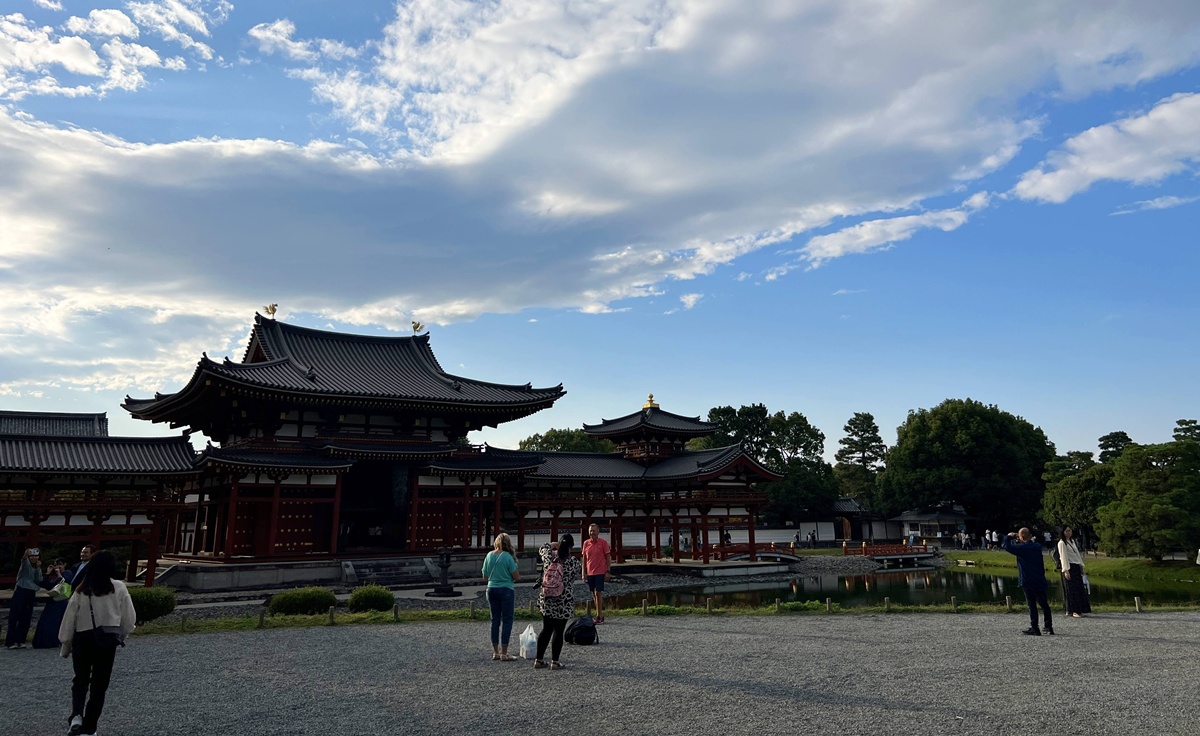 1000年前,日本人為自己建了一座天堂|日本京都世界遺產 宇治平等院與鳳凰堂的極樂淨土想像 @。CJ夫人。 1000年前,日本人為自己建了一座天堂|日本京都世界遺產 宇治平等院與鳳凰堂的極樂淨土想像 @。CJ夫人。