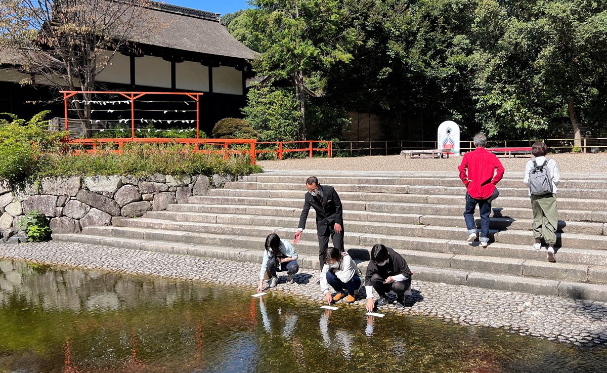 京都糺之森的綠，的確與其他森林不太一樣｜京都神社推薦 賀茂御祖神社（下鴨神社）參拜指南與糺之森療癒散策 @。CJ夫人。