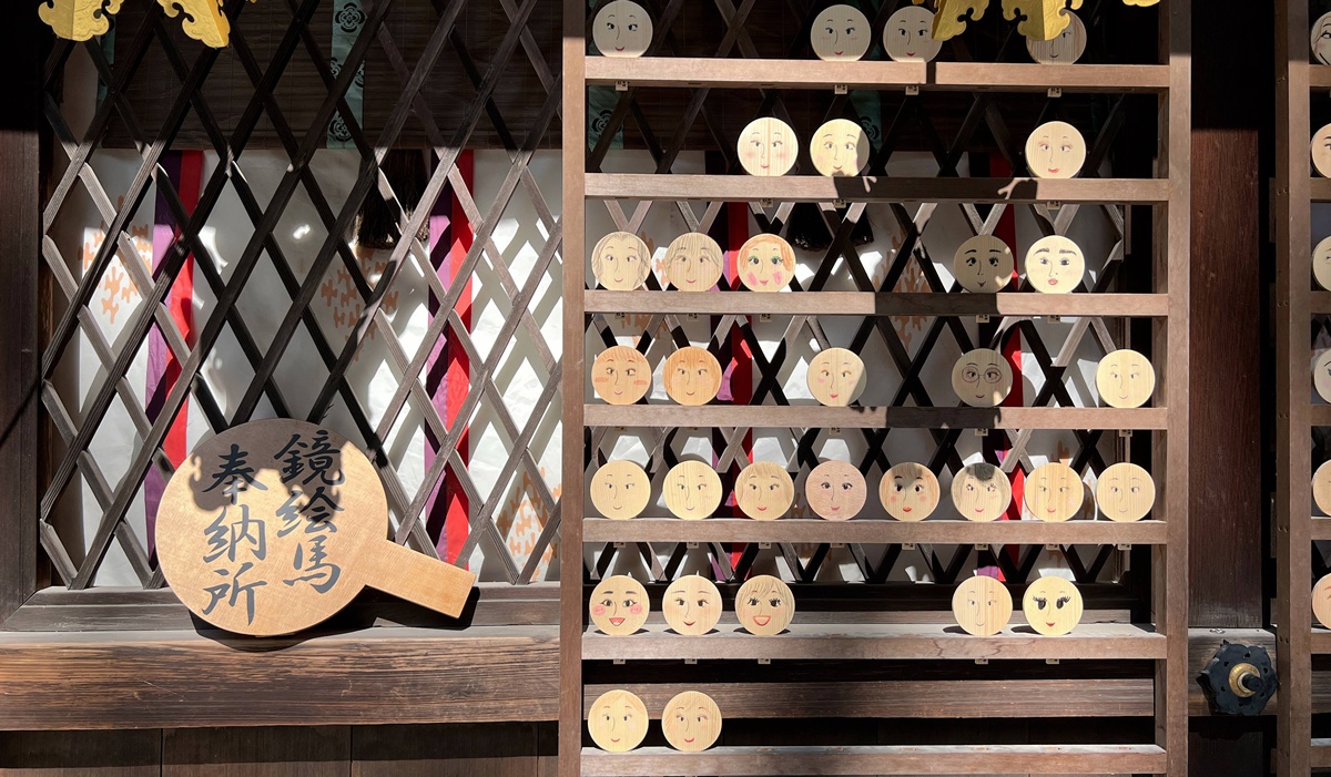 京都糺之森的綠，的確與其他森林不太一樣｜京都神社推薦 賀茂御祖神社（下鴨神社）參拜指南與糺之森療癒散策 @。CJ夫人。