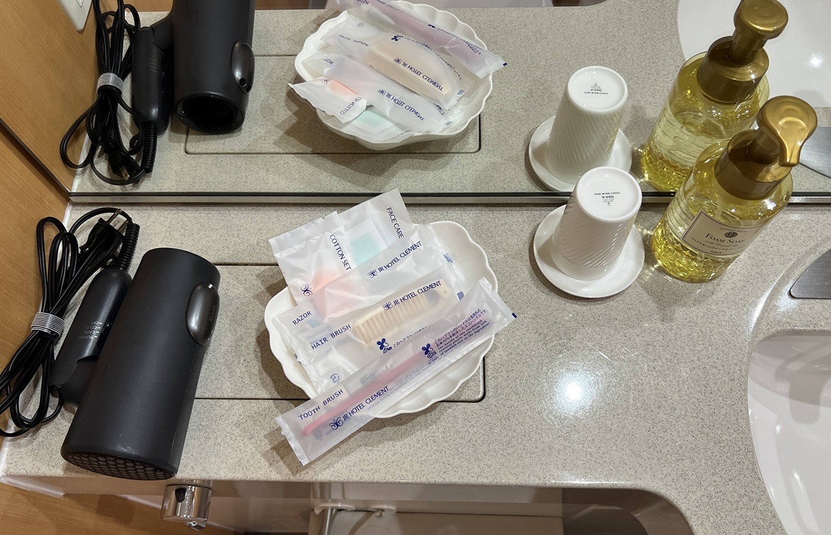 停靠再出發！專為瀨戶內海跳島旅行而生的最佳中繼與無敵海景居所｜瀨戶內海藝術祭高松港住宿推薦 JR 飯店 Clement，竟然暑假平日雙人海景客房只要12700日圓有找 @。CJ夫人。