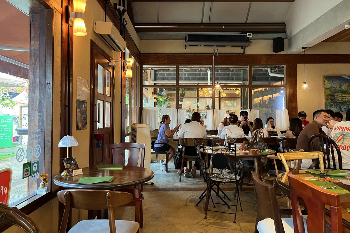不是只有泰北料理！在清邁最有生活感的 Jing Jai Market，用一頓飯吃遍東南亞的香料文化｜泰國清邁新派泰菜餐酒館推薦 Kang Jingjai（แกง กาดจริงใจ） @。CJ夫人。
