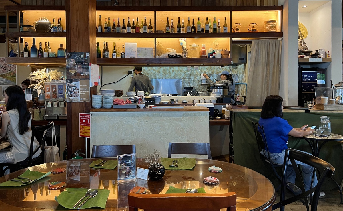 不是只有泰北料理！在清邁最有生活感的 Jing Jai Market，用一頓飯吃遍東南亞的香料文化｜泰國清邁新派泰菜餐酒館推薦 Kang Jingjai（แกง กาดจริงใจ） @。CJ夫人。