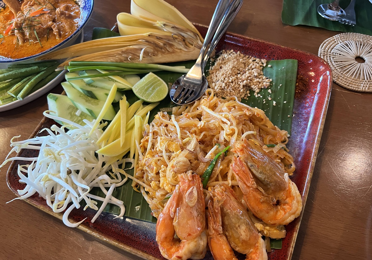 不是只有泰北料理！在清邁最有生活感的 Jing Jai Market，用一頓飯吃遍東南亞的香料文化｜泰國清邁新派泰菜餐酒館推薦 Kang Jingjai（แกง กาดจริงใจ） @。CJ夫人。