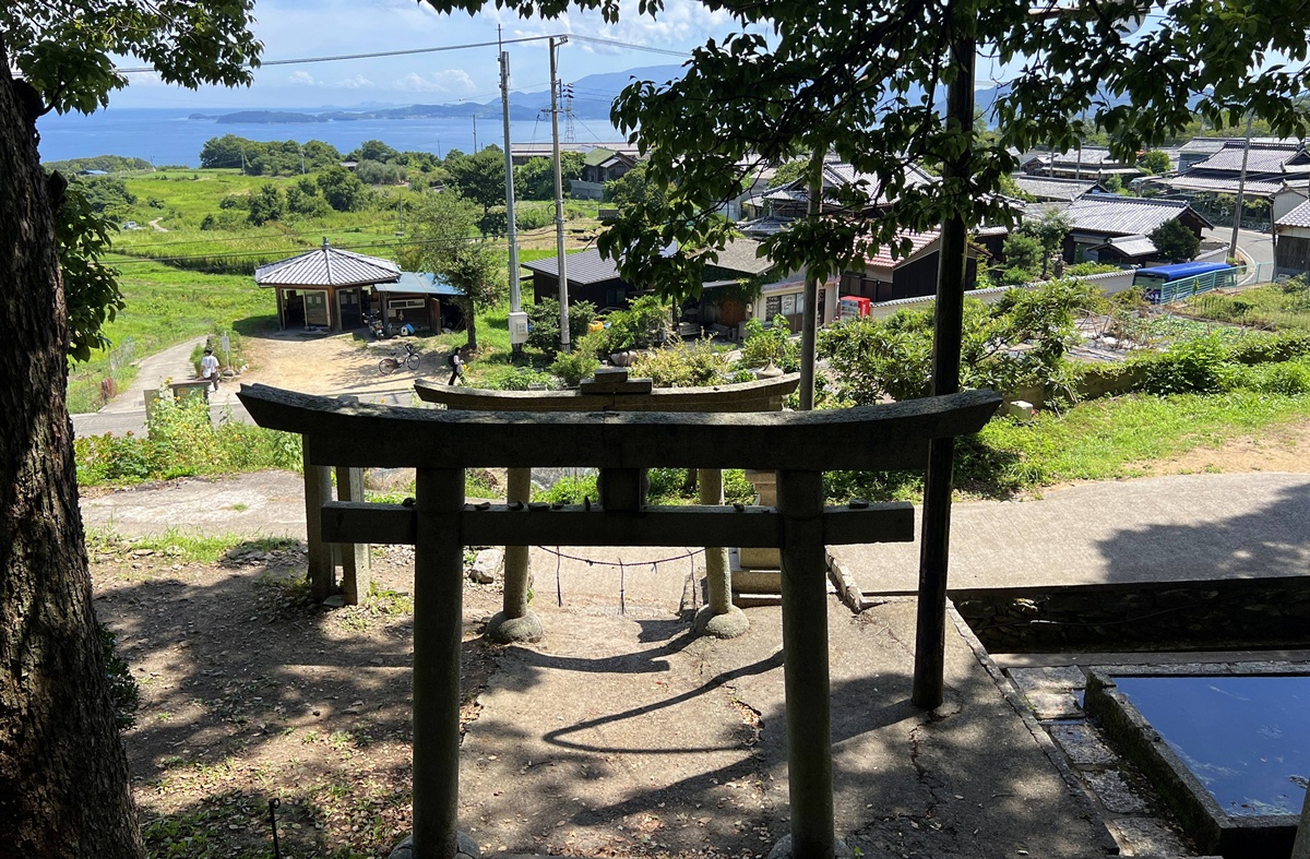 不急拍照、不急分享，也不急離開！屬於漂泊者的冥想島嶼－瀨戶內海豐島自由行與8個讓人坐一下午的藝術坐席 @。CJ夫人。