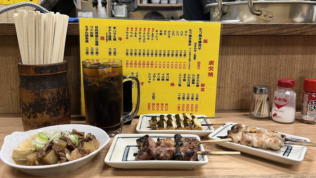 一間從上午10點就能喝啤酒的居酒屋食堂！東京上野最具代表性的老字號大眾酒場 阿美橫町內的大統領居酒屋 @。CJ夫人。