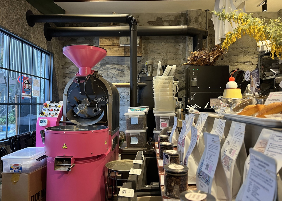 多走10分鐘，遇見另一種淺草！東京奧淺草 FEBRUARY COFFEE ROASTERY，自家烘焙咖啡與昭和布丁的日常 @。CJ夫人。