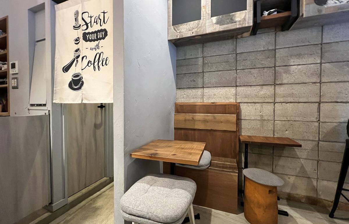 多走10分鐘，遇見另一種淺草！東京奧淺草 FEBRUARY COFFEE ROASTERY，自家烘焙咖啡與昭和布丁的日常 @。CJ夫人。