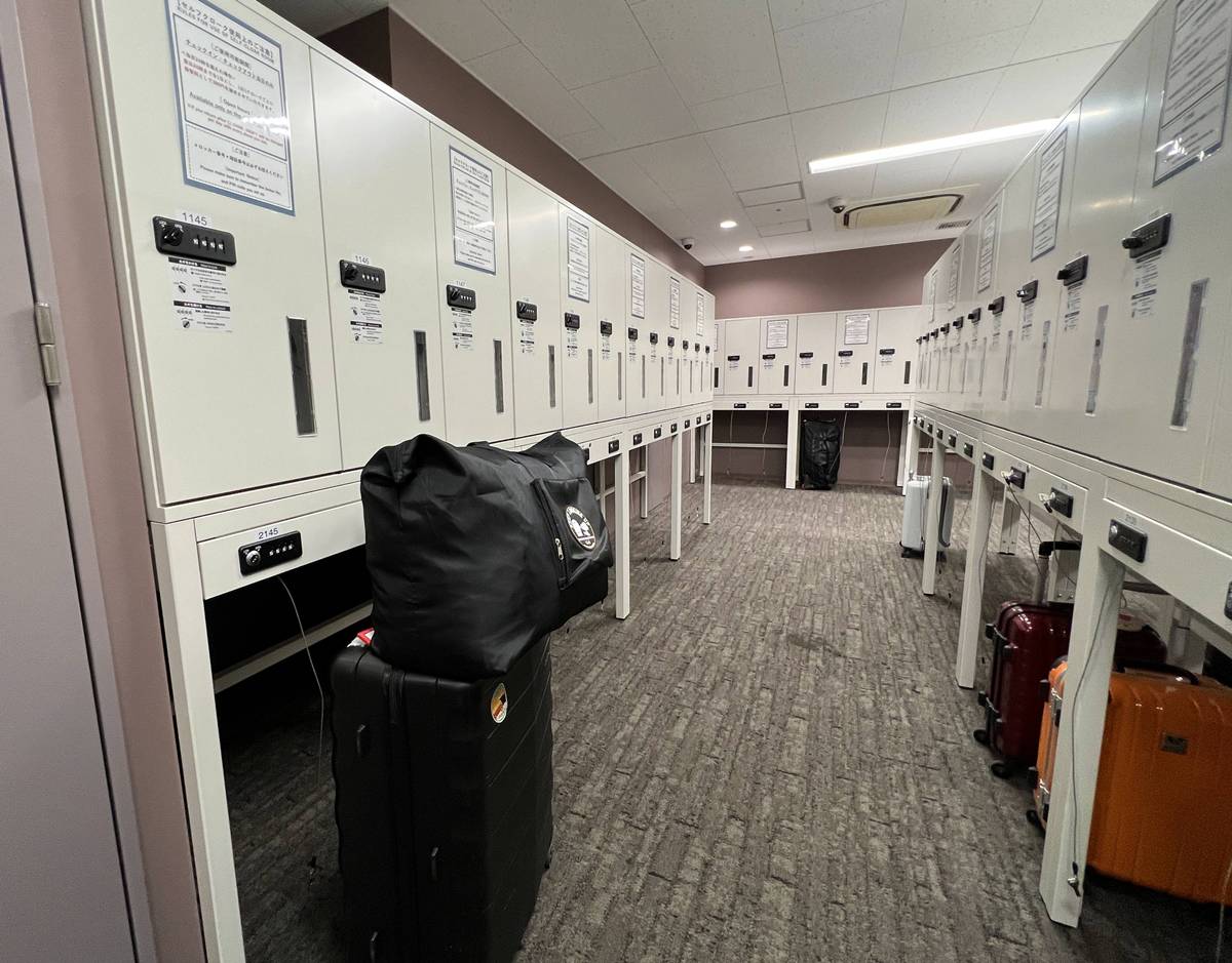 推薦給正在規劃東京自由行的你!住過才發現JR大井町真的很方便,Ours Inn Hankyu(アワーズイン阪急)JR車站1分鐘、品川1站、羽田機場直達 @。CJ夫人。 推薦給正在規劃東京自由行的你!住過才發現JR大井町真的很方便,Ours Inn Hankyu(アワーズイン阪急)JR車站1分鐘、品川1站、羽田機場直達 @。CJ夫人。