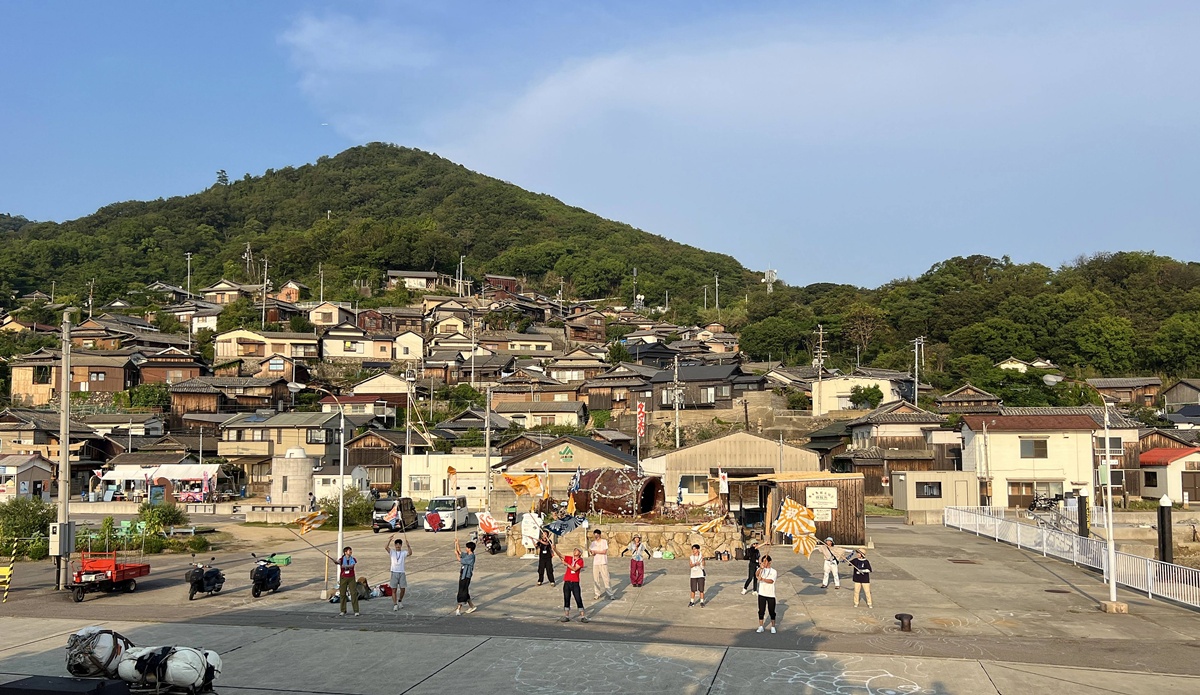 日本瀨戶內海跳島自由行的8種旅行風格！從藝術巡禮、海景度假、單車環島、到島居生活與在地美食，找到最喜歡的直島、豐島、男木島與女木島海島玩法，就從這篇開始！ @。CJ夫人。