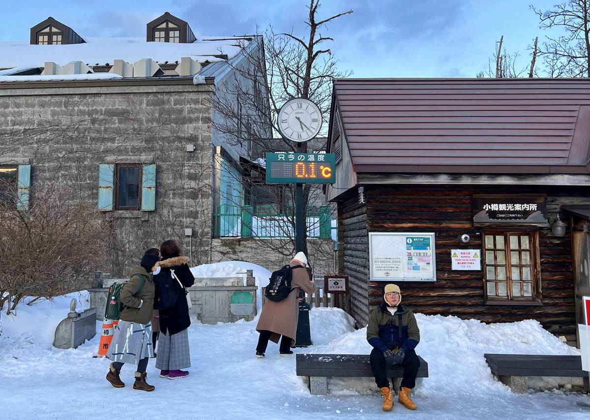 日本滑雪一定要準備的保暖雪靴與防滑雪鞋挑選攻略｜北海道雪地防水、防滑、保暖以及最容易跌倒的6種路況 @。CJ夫人。