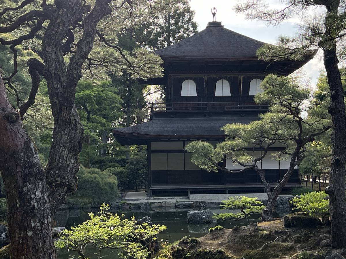 如果京都會說話，17處世界遺產就是她想說的話｜京都自由行必訪寺院神社，從金閣寺、清水寺到平等院，走進千年古都，尋找日本人留給世界的美 @。CJ夫人。