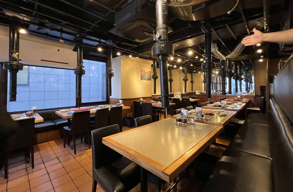 炭火香、燒肉聲與老東京的味道!一個人也能自在吃肉的昭和燒肉老店|東京新宿老派炭火燒肉推薦 新宿長春館 @CJ夫人 炭火香、燒肉聲與老東京的味道!一個人也能自在吃肉的昭和燒肉老店|東京新宿老派炭火燒肉推薦 新宿長春館 @CJ夫人