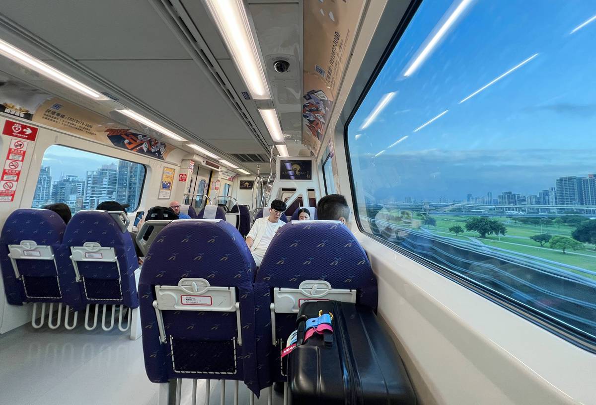 從台北到東京，這次讓我記住京成電鐵的，竟然不是 Skyliner！一張台日旅行套票、站務人員的暖心款待與東京機場交通觀察 @CJ夫人