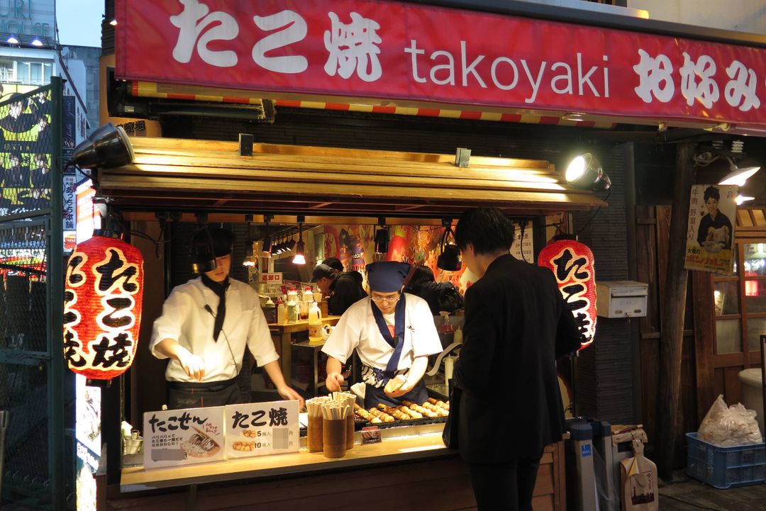 章魚燒美味大挑戰 たこ八(TAKO八)道頓堀本店吃過一顆就走不了了 @。CJ夫人。